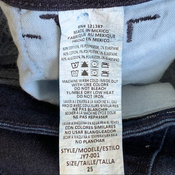 Yummie Boot Cut Jeans Slimming Dark Wash Mid Rise Slim Boot Cut Jeans Size 25 - Picture 9 of 12